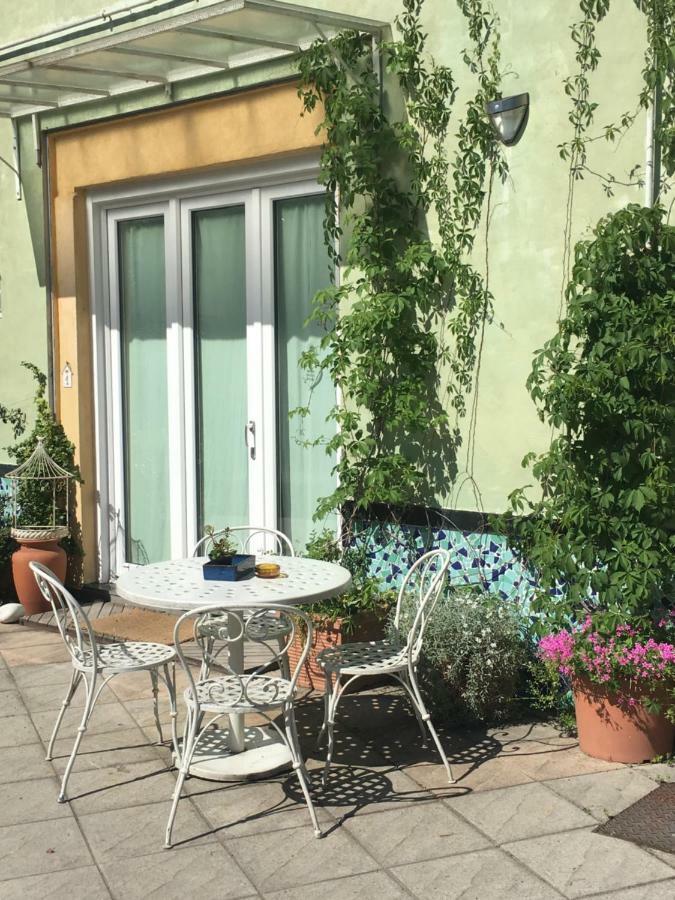 B&B Via Roma Bernate Ticino Bagian luar foto